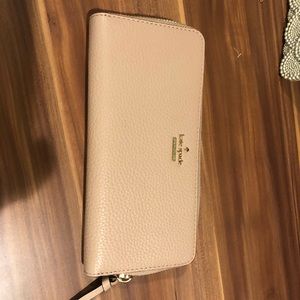 Kate Spade Jackson Street Ginger Tea Wallet NWT